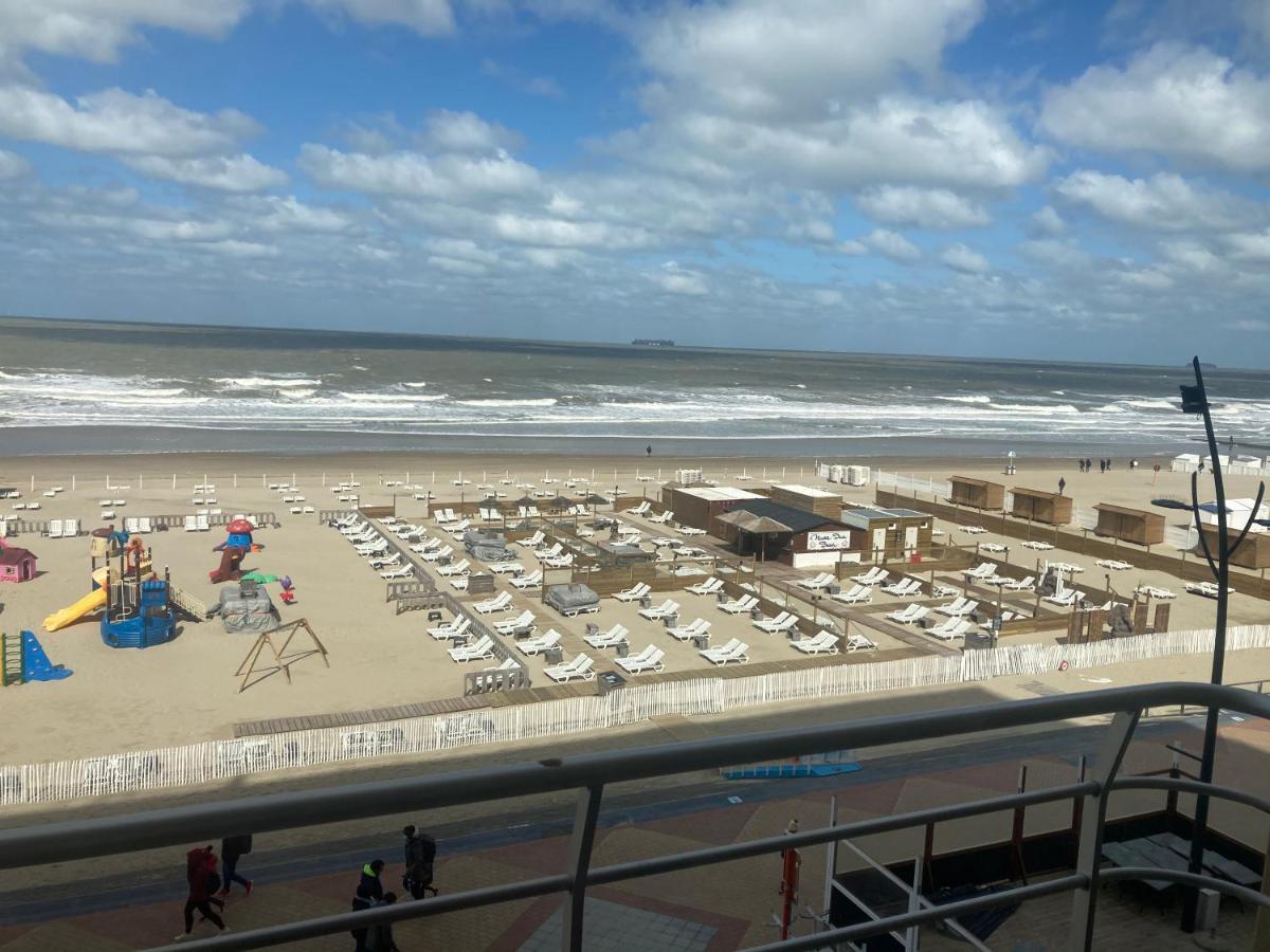 Appartment Blankenberge With Front Sea View 外观 照片